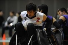 決勝のBLITZ戦で闘志を見せる横濱義塾の佐々木＝21日／写真：吉村もと