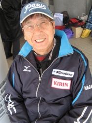 比田井隆　セカンド　※2010年3月時点で75歳の最年長プレーヤー